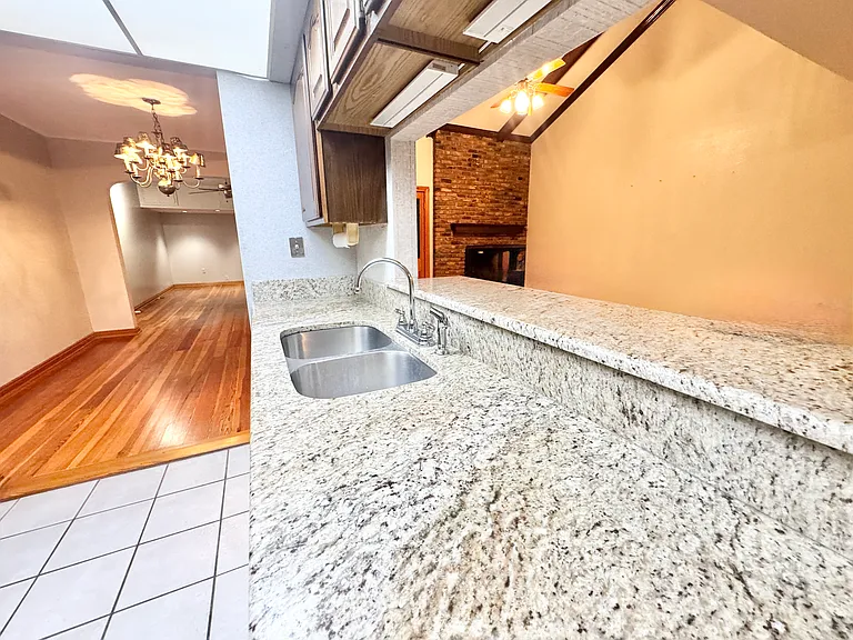 1200 Lafitte Dr #7 — Photo 5