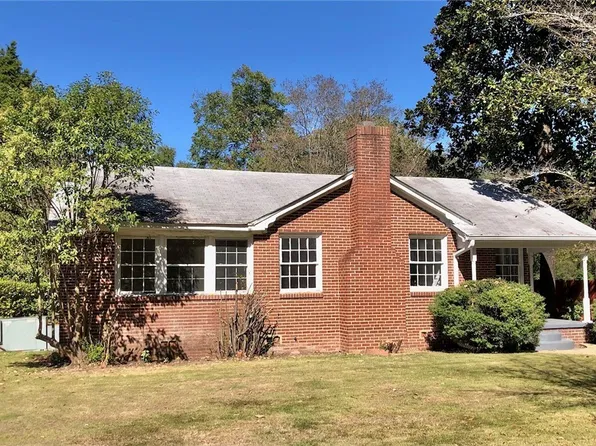 6 Country Club Hls #B, Tuscaloosa, AL 35401