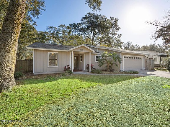 4th image of 225 SAN PABLO Road N