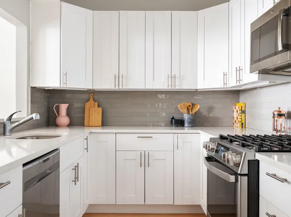 233 President Street image 3 of 8