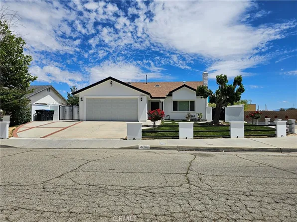 37900 Janus Dr, Palmdale, CA 93550