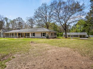 93 Spence Rd, Lillington, NC 27546