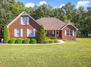 96 Caldwell Dr, Estill Springs, TN 37330