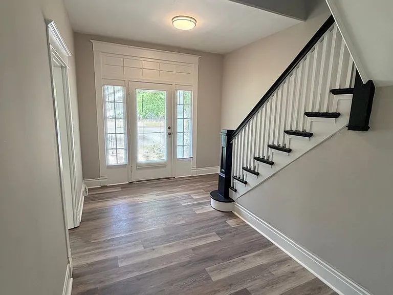 3511 1st Ave — Photo 6