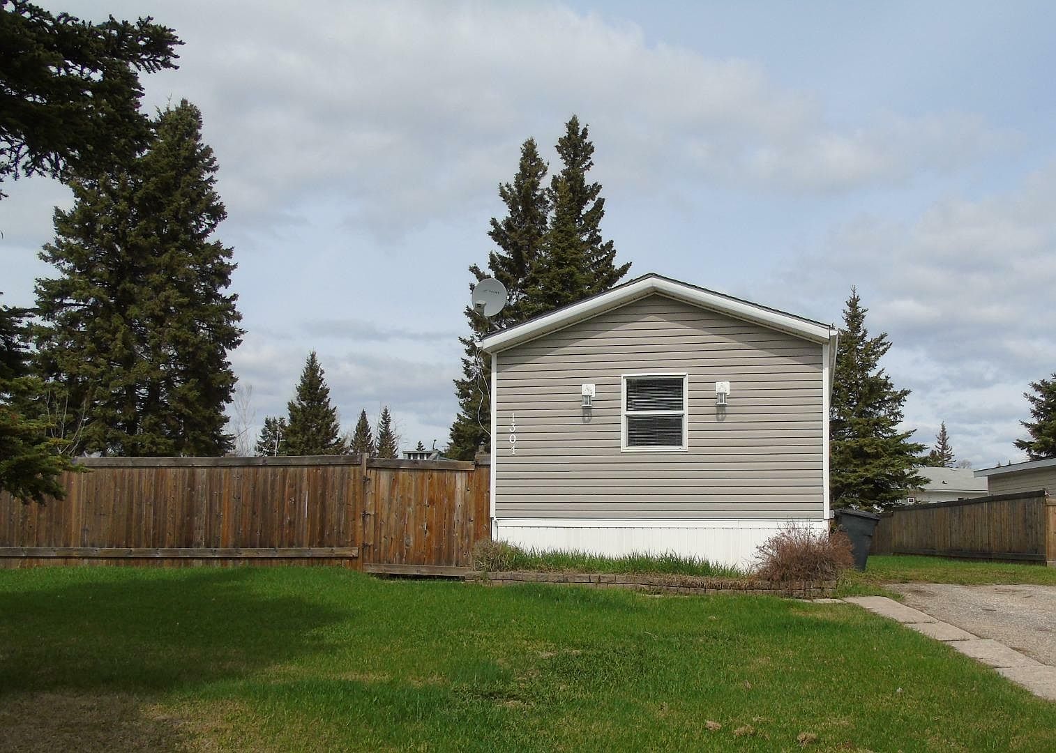 1304 11a St SE, Slave Lake, AB T0G 2A3 Zillow