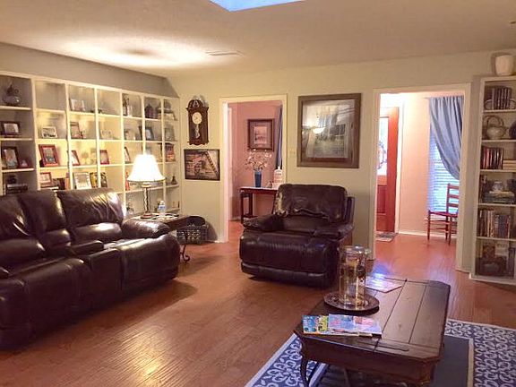 5th image of 4421 Lanham St