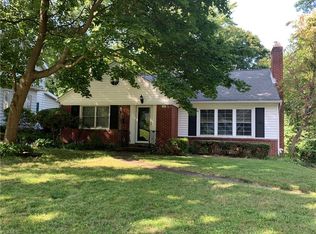 569 Palisades Dr, Akron, OH 44303