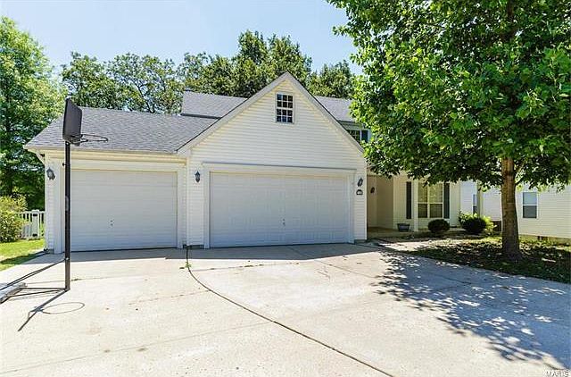 1st image of 3188 Crystal Lake Dr
