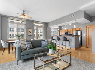 741 N Milwaukee St UNIT 302, Milwaukee, WI 53202