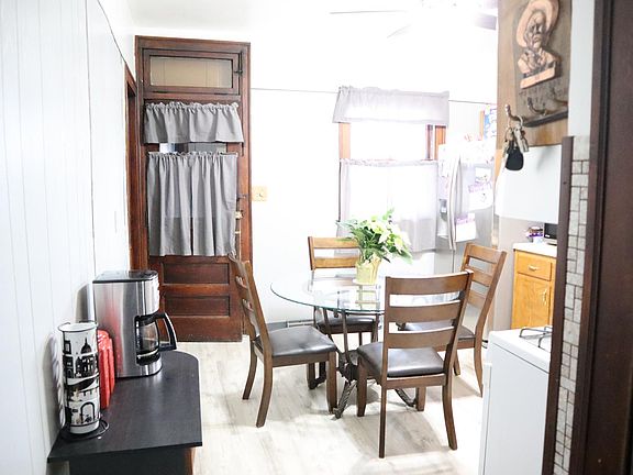 5th image of 10403 S Avenue O
