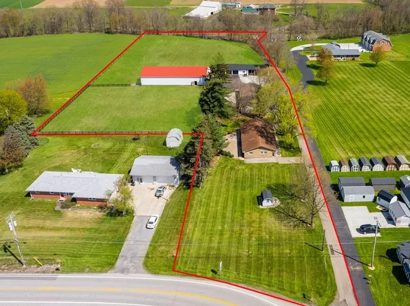 17538 Old Lincoln Way, Dalton, OH 44618