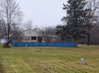 6303 Forest Hills Rd, Rockford, IL 61114