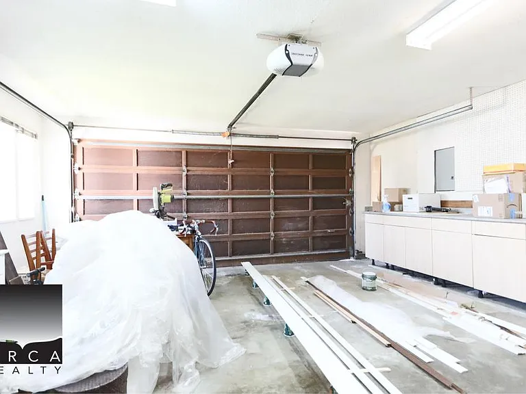 6400 Dakota Dr — Photo 41