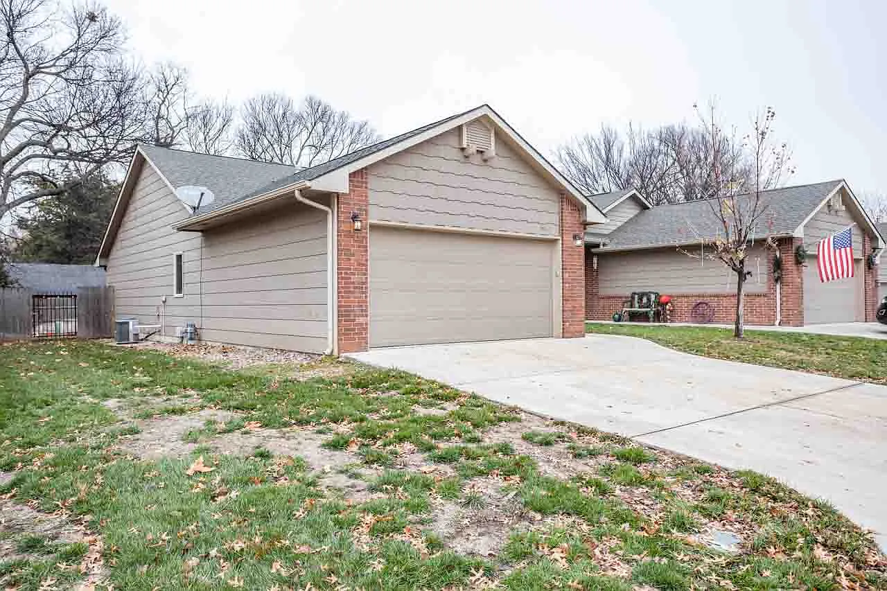 406 North Colorado Avenue - F — Photo 3