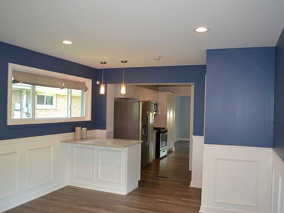 4th image of 1386 Freeland Ave