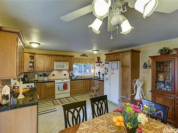 3rd image of 4347 Tallyho Dr