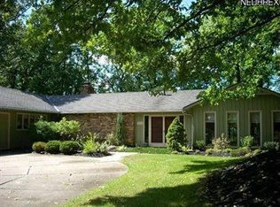 12236 Moss Point Rd, Strongsville, OH 44136