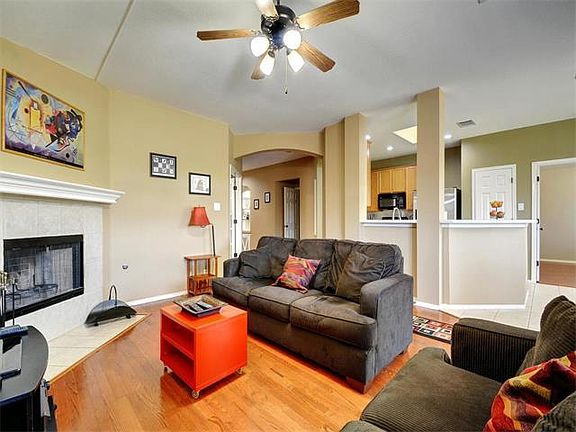 4th image of 5021 Barlow Dr