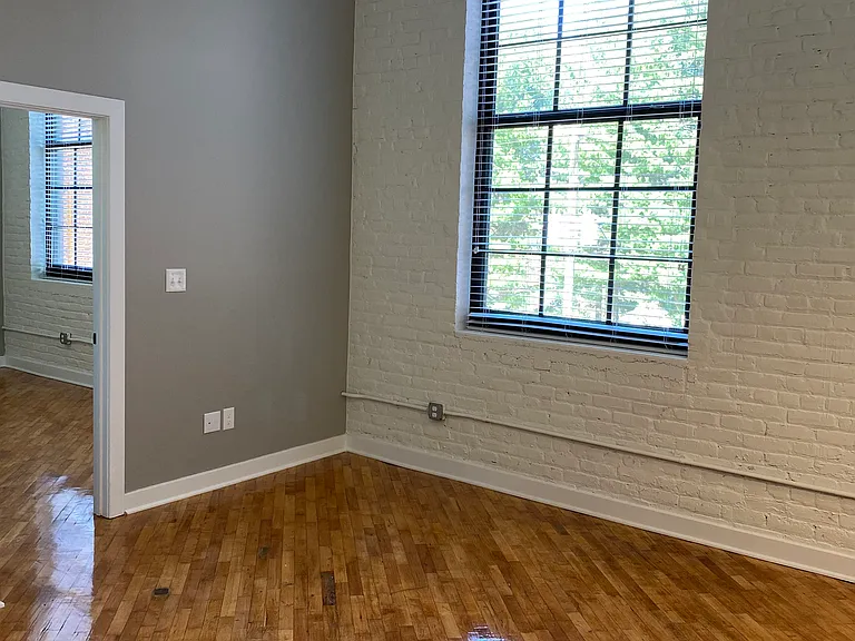 Imperial Lofts — Photo 28