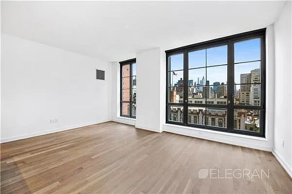 Rented by (Legacy) Elegran | media 16