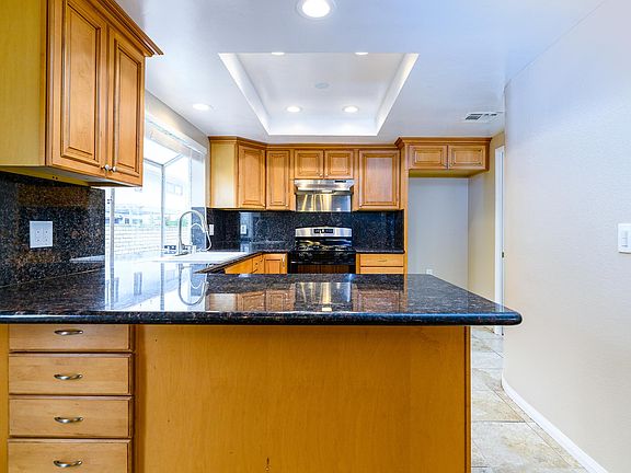 5th image of 1019 Fairview Ave Unit A