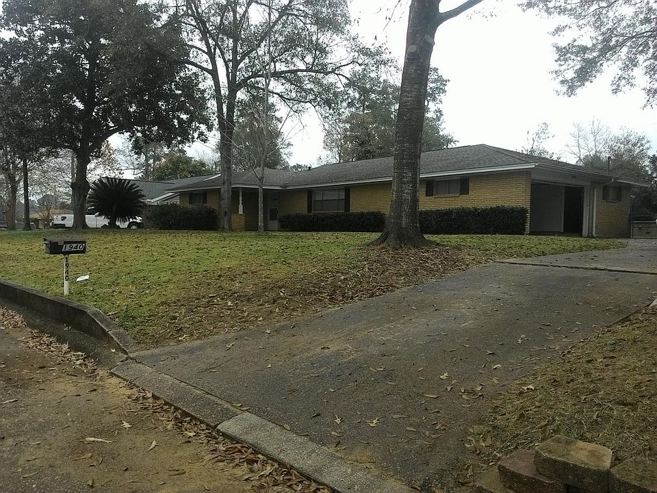 1st image of 1940 Dublin Dr