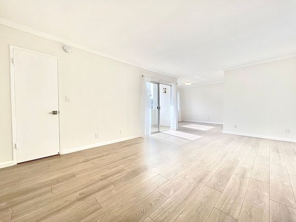 2nd image of 1142-1148 9th St #21