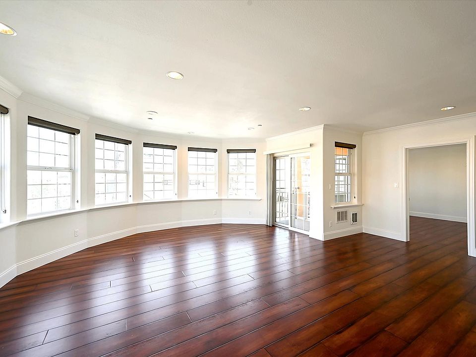 1st image of 501 33rd Ave APT 203