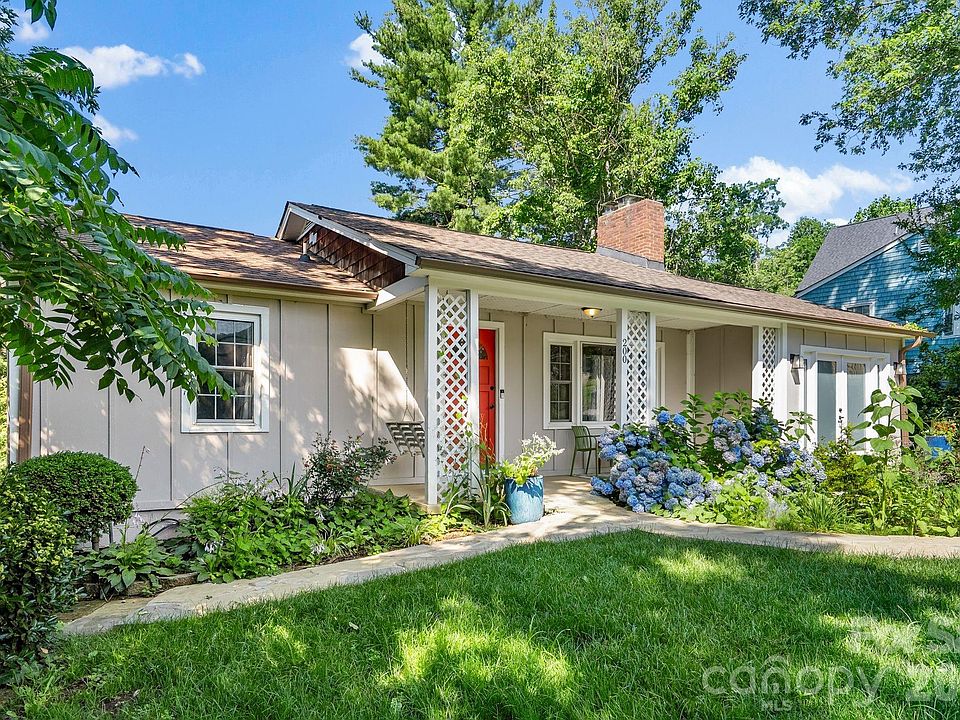 1st image of 200 Aurora Dr