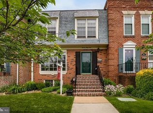 1331 S Glebe Rd, Arlington, VA 22204