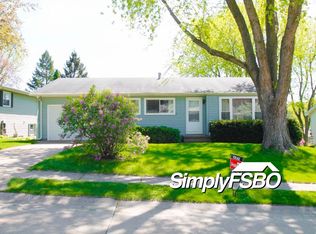 2517 W 44th St, Davenport, IA 52806