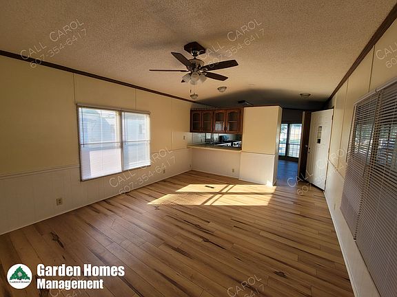 4th image of 63 Sunnyfield Dr E
