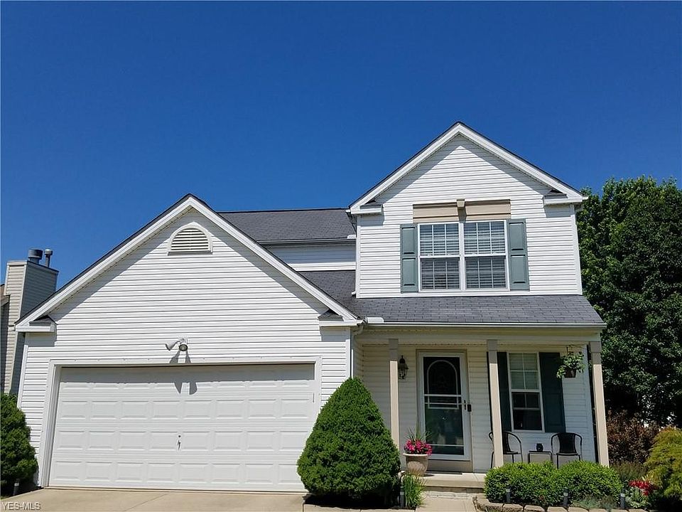 1st image of 945 Chadwick Ln