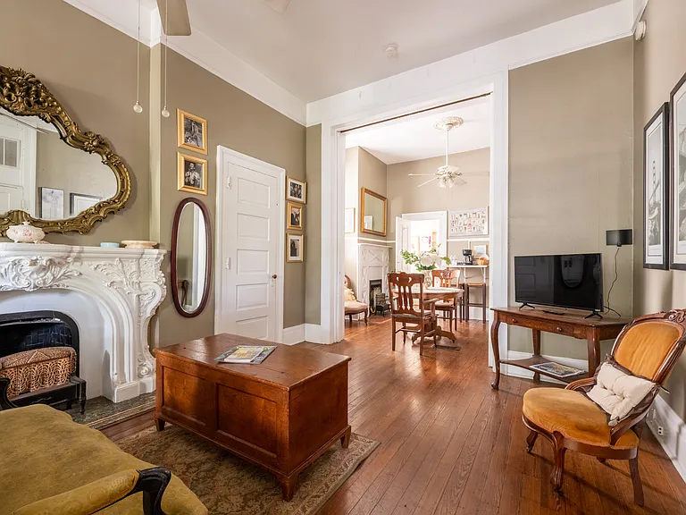 2405 Saint Charles Ave #105 — Photo 5