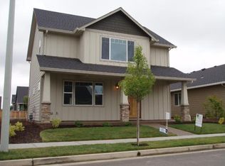 1604 Webb Lake Dr, Silverton, OR 97381