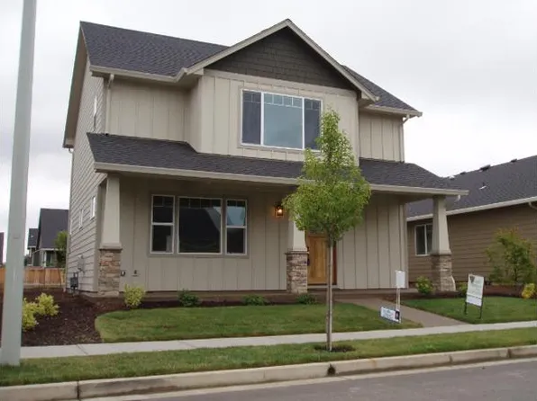 1604 Webb Lake Dr NE, Silverton, OR 97381