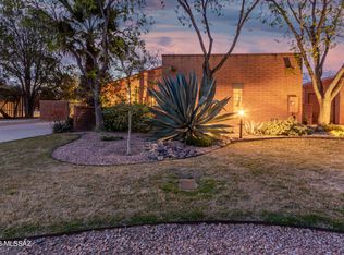 5161 E Hill Place Dr, Tucson, AZ 85712