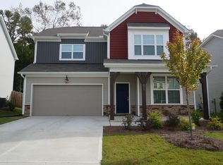 671 Lavenham Ln, Fuquay Varina, NC 27526