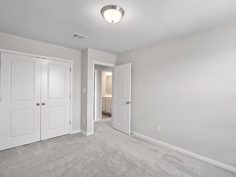 209 Golden Plains Pkwy — Photo 25