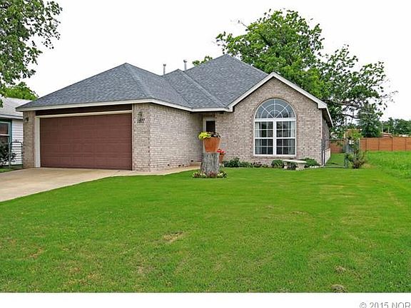 2nd image of 1811 N Owasso Ave