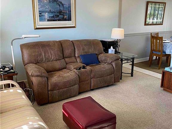 2nd image of 339 Joel Blvd APT 220