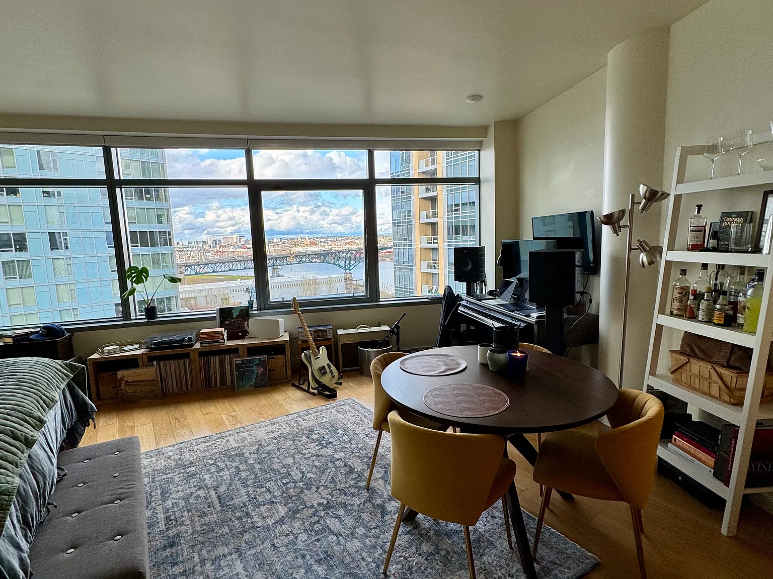 3601 SW River Pkwy — Photo 2
