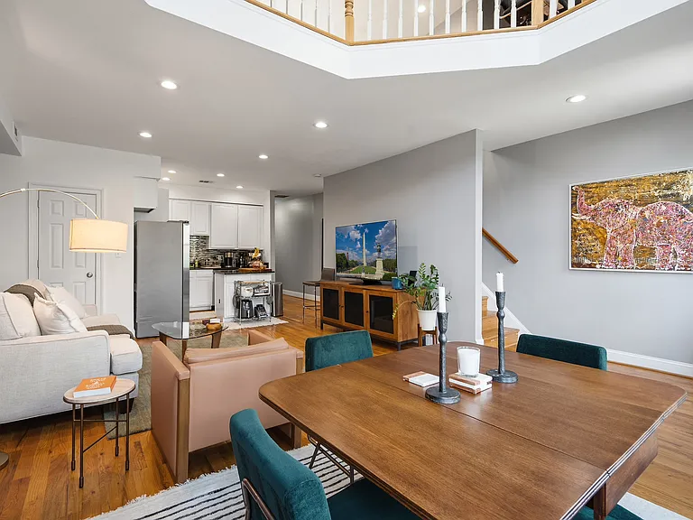 1358 Girard St NW #3 — Photo 32