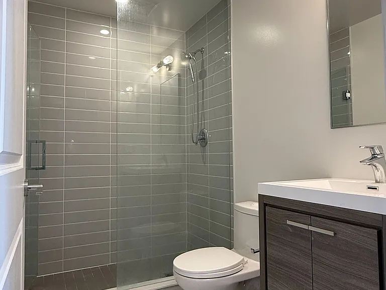18 Rouge Valley Dr W #601 — Photo 15