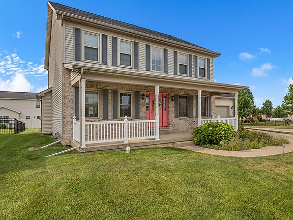 2nd image of 1701 Hunters Ridge Ct