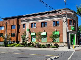 2945 Dundas St W #7, Toronto, ON M6P 1Z2