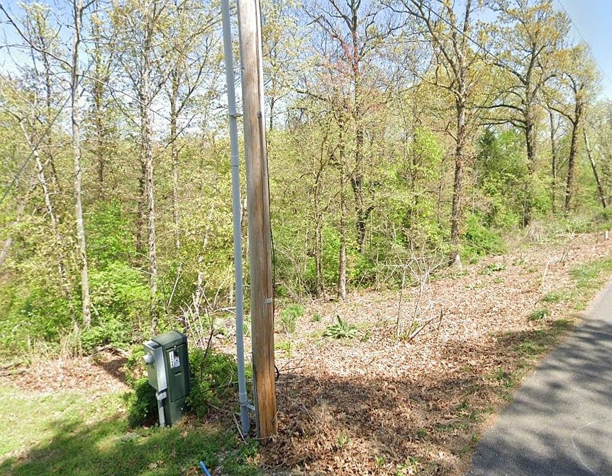 2nd image of 21 Morvan Dr