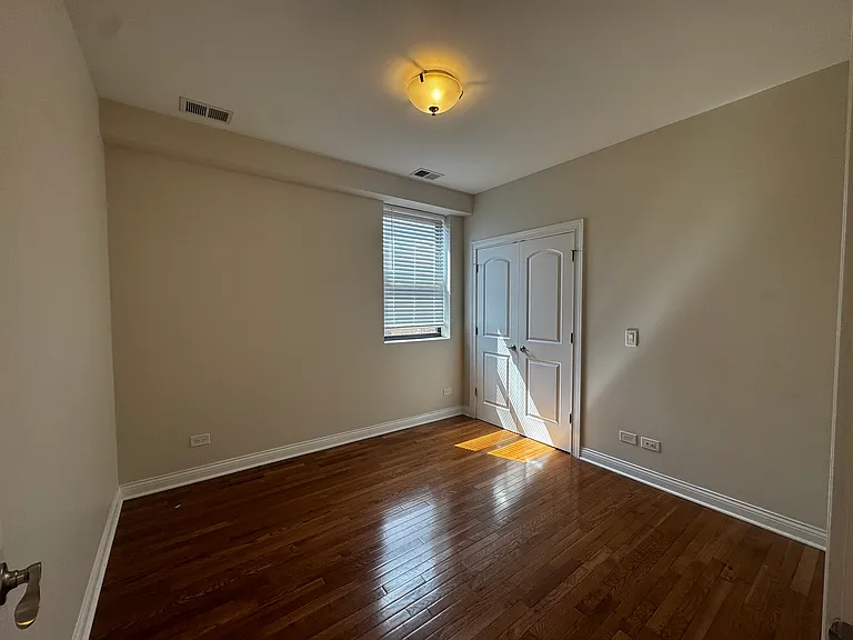 1336 W Morse Ave #202 — Photo 9