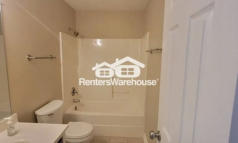 4745 King Saul Dr — Photo 37