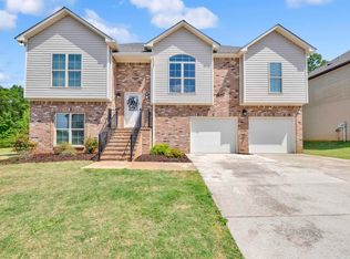 5082 Meadow Lake Crst, Bessemer, AL 35020